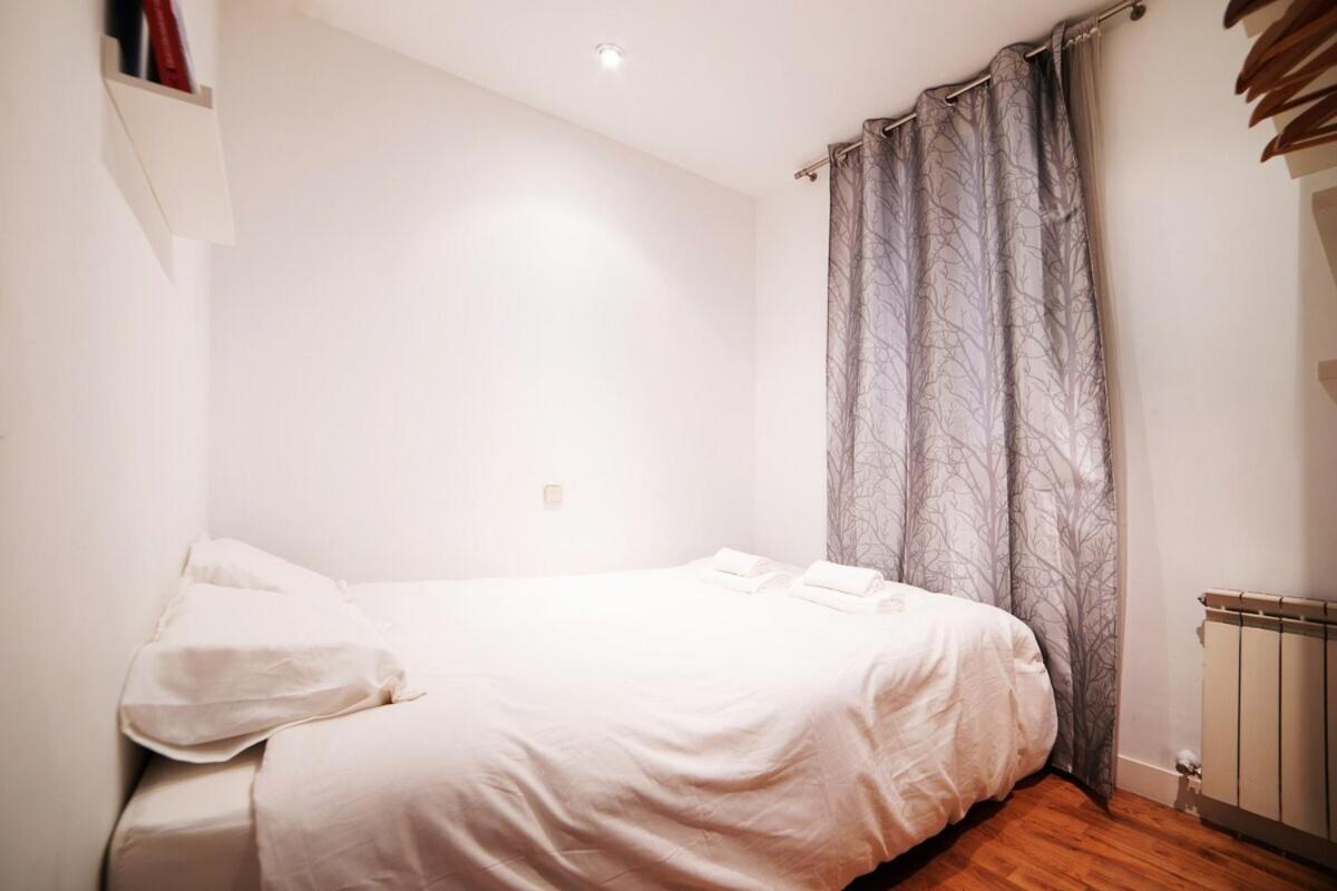Bright Apartment In Historical City Center 마드리드 외부 사진